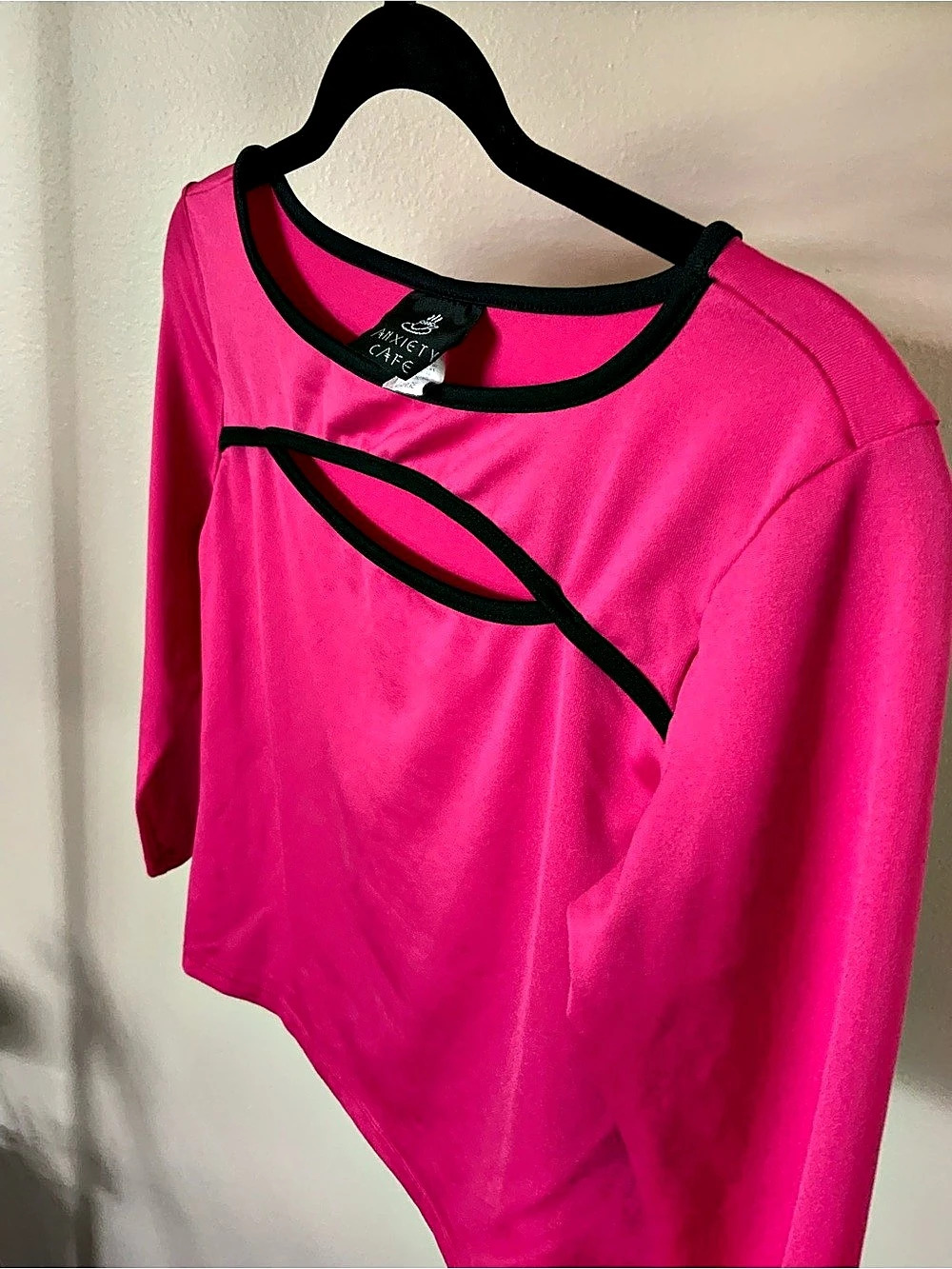 Vintage Anxiety Cafe Pink Long Sleeve Top Like New